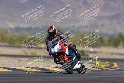 media/Nov-12-2023-SoCal Trackdays (Sun) [[5d1fba4e7d]]/Turn 14 (1035am)/